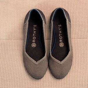 Rothy's Elegant Black and Gray Loafers